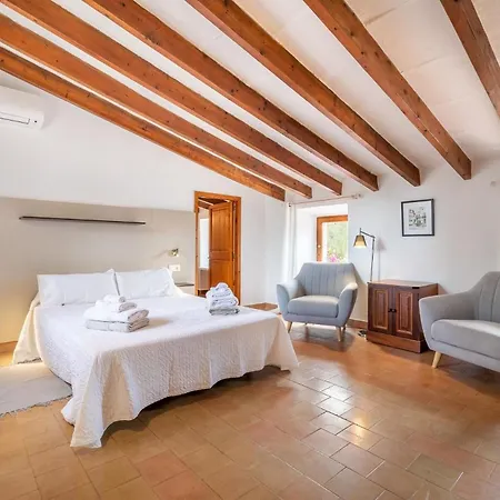 Mit Privatpool Fuer 6 Personen Ca 300 Qm In Son Negre, Mallorca Suedostkueste Von Mallorca *