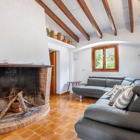Mit Privatpool Fuer 6 Personen Ca 300 Qm In Son Negre, Mallorca Suedostkueste Von Mallorca *